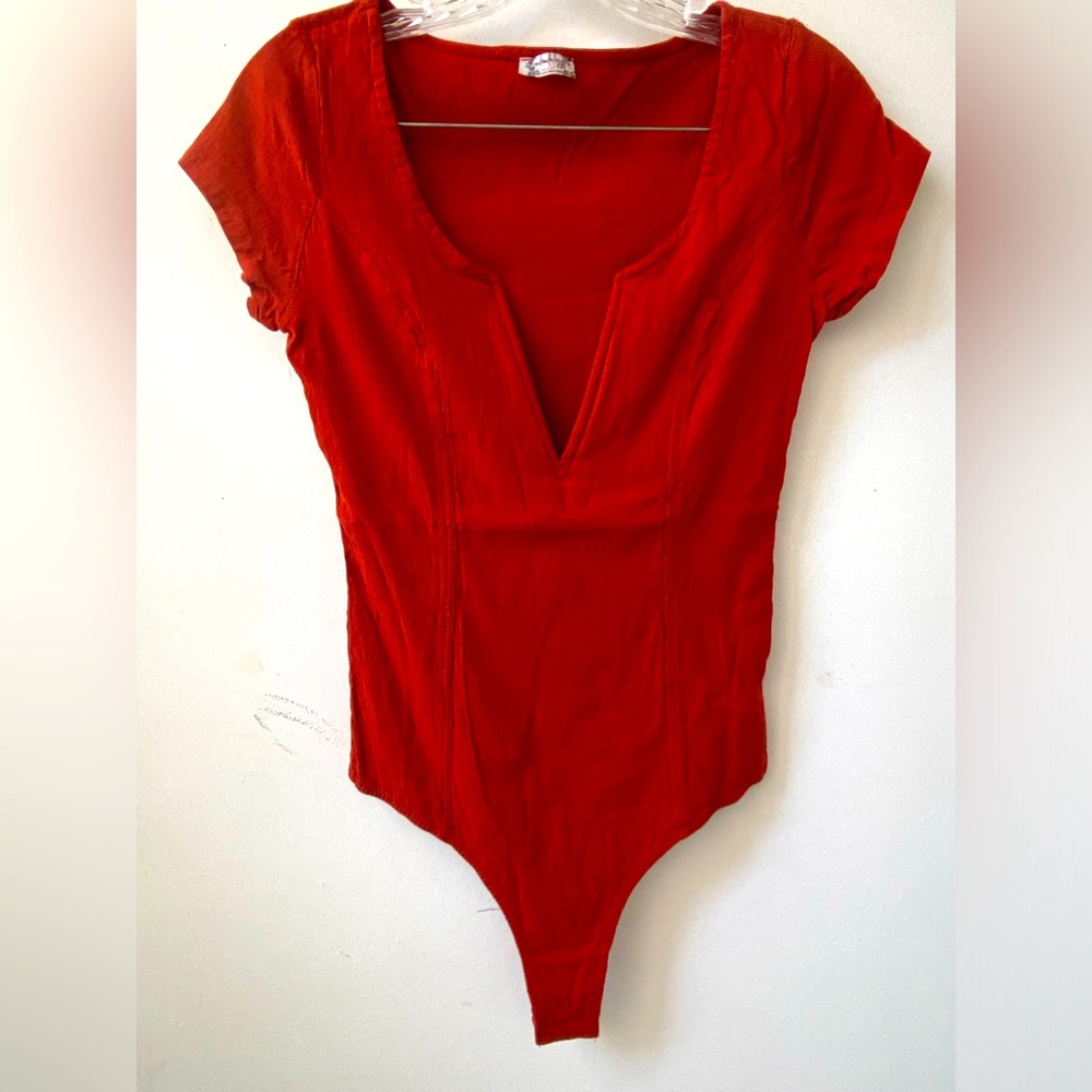 intimately free people red corset style short sleeve thing body suit sz. s